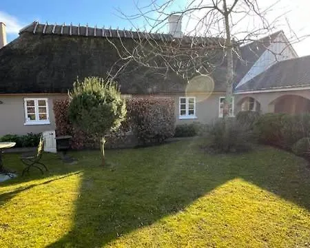 Romantisk Bondehus Villaer Strandby